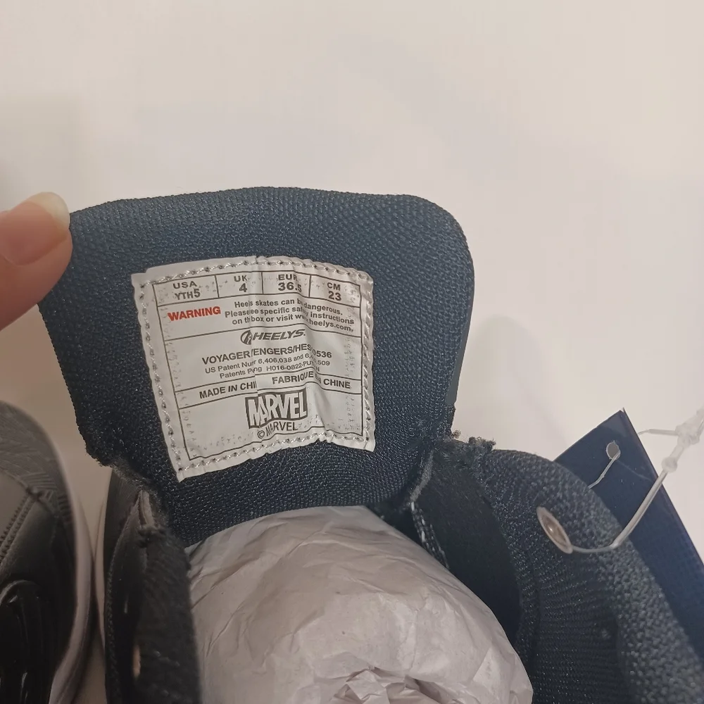 Heelys avengers black